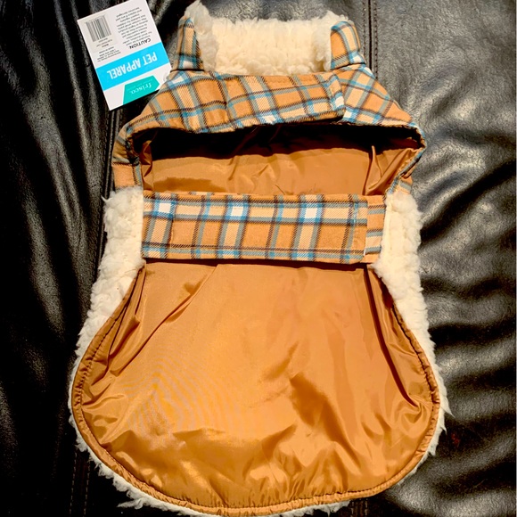 Bundle of 2 Frisco dog jackets. - Picture 2 of 4